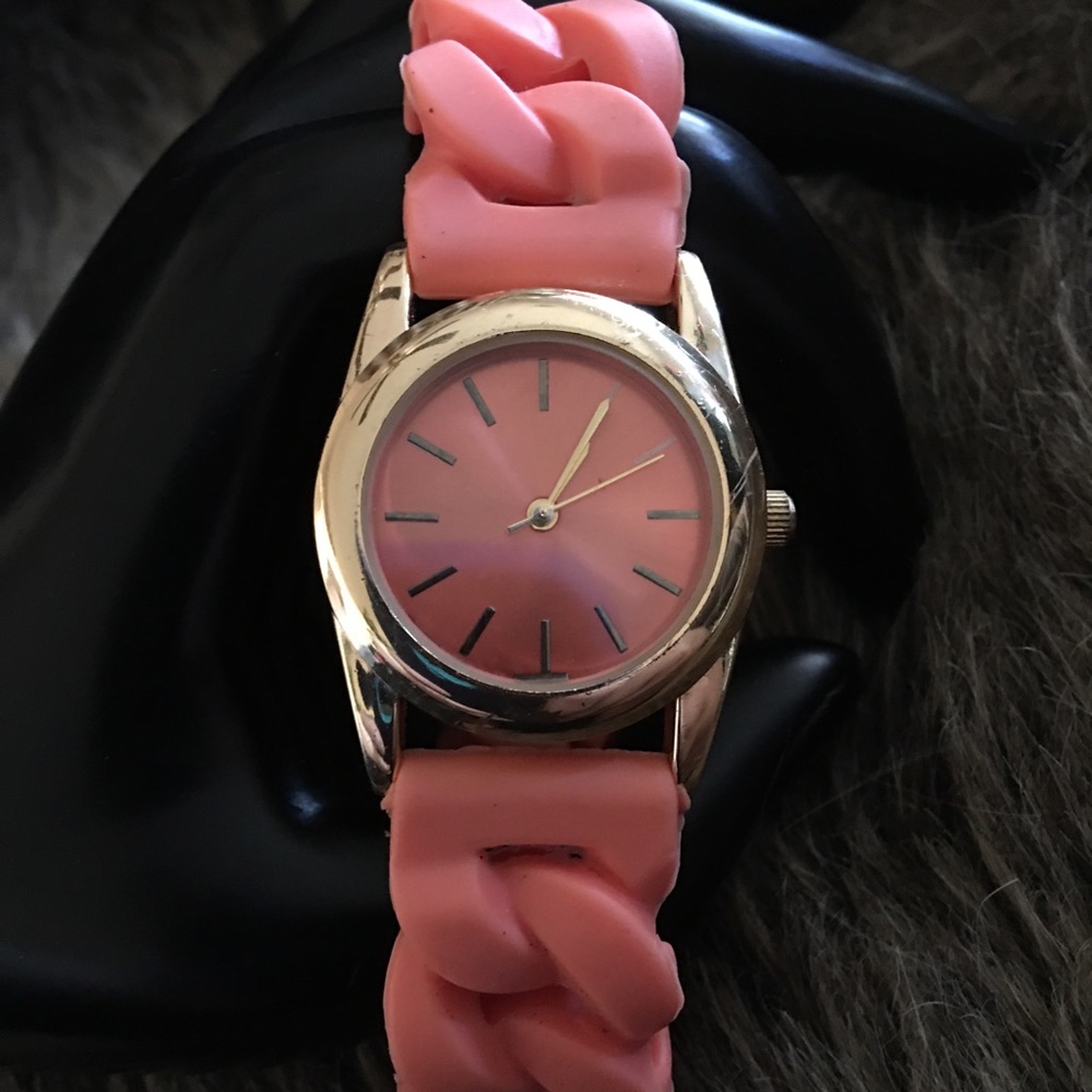 Ladies peach soft flexible silicone link watch
